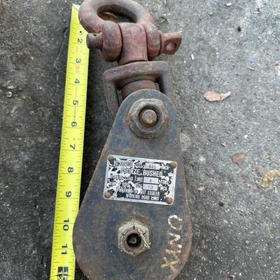 Heavy-Duty Industrial Snatch Blocks – Bronze Bushed (8-Ton & 4-Ton)