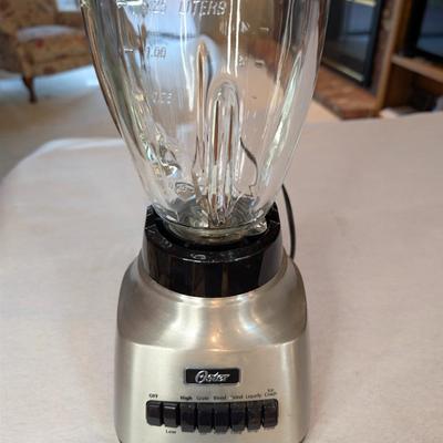 Sale Photo Thumbnail #51: Oster blender
tested-works