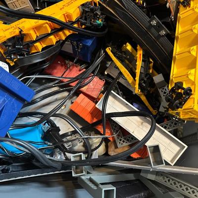 Vintage HO Scale Model Train Lot – Locomotives, Freight Cars, Track & Power Packs. HO Scamm