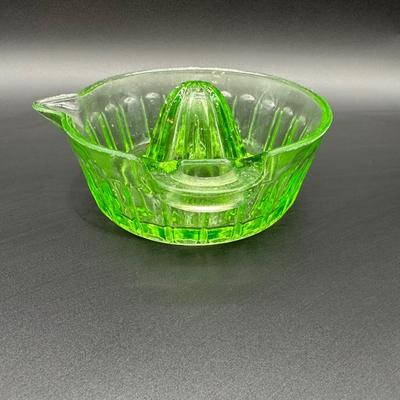 Vintage Uranium Glass Citrus Juicer / Reamer – Depression Era Green Glow