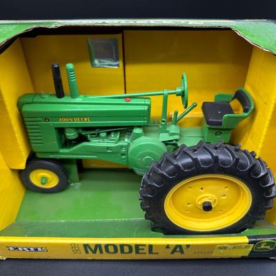 Vintage Ertl John Deere Die-Cast Models (2) – 1/16 Scale Crawler & 1939 Model A Tractor w/ Boxes
