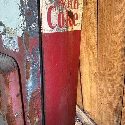 Vintage Coca-Cola Vending Machine – “Drink Coca-Cola in Bottles” – Ice Cold – As-Is / Restoration Project
