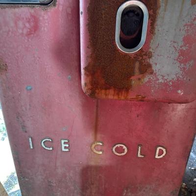 Vintage Coca-Cola Vending Machine – “Drink Coca-Cola in Bottles” – Ice Cold – As-Is / Restoration Project