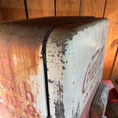 Vintage Coca-Cola Vending Machine – “Drink Coca-Cola in Bottles” – Ice Cold – As-Is / Restoration Project