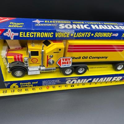Buddy L Kenworth Sonic Hauler Semi Truck – Shell Oil Company – Lights & Sounds – Boxed
