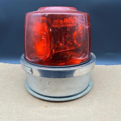 Vintage Yankee Red Rotating Warning Beacon Light – SAE W3-75 – Industrial / Emergency