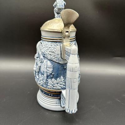 Anheuser-Busch Budweiser Space Exploration Beer Stein – Pewter Lid – Astronaut / Apollo Theme