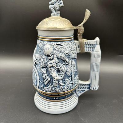 Anheuser-Busch Budweiser Space Exploration Beer Stein – Pewter Lid – Astronaut / Apollo Theme