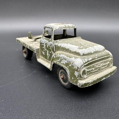 Vintage Tootsietoy Die-Cast Flatbed Truck – Chicago USA – Original Paint