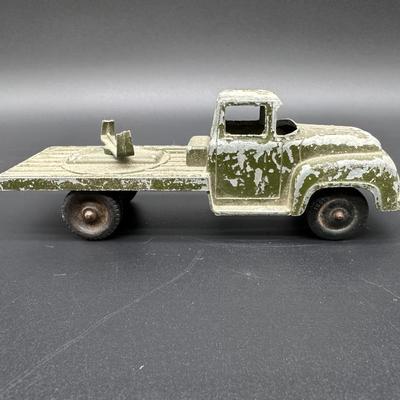 Vintage Tootsietoy Die-Cast Flatbed Truck – Chicago USA – Original Paint