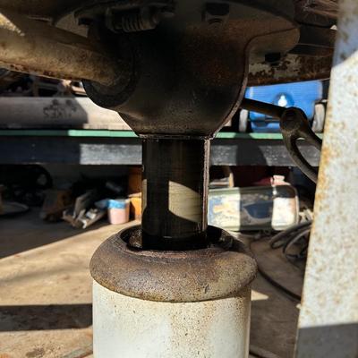 Early 1900’s Antique Cast-Iron Barber Chair w/ Footrest – The Dazey Company – Industrial Barber Shop Chair