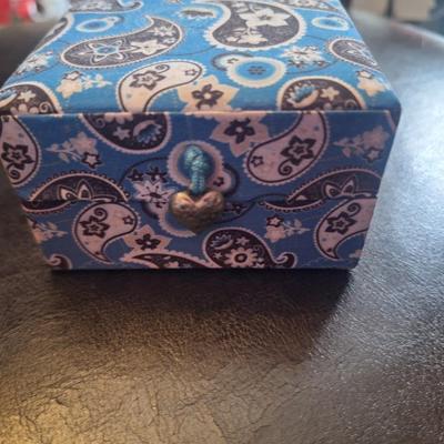 small blue glass keepsake nurses hat and gift box.