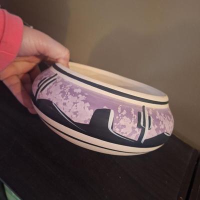 decorative pottery bowl, signature not found looks to be Navajo