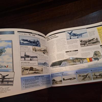  Aircraft of World War II by General Editor Jim Winchester