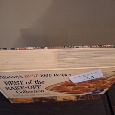 Pillsbury's BEST 1000 Recipes: Best of the Bake-Off Collection cookbook, published in 1959