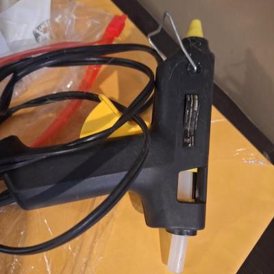 glue gun and sticks