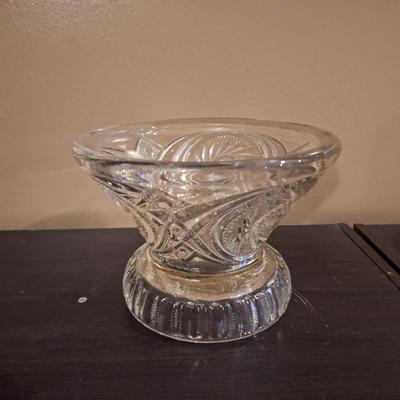 LE Smith pressed glass punch bowl base
