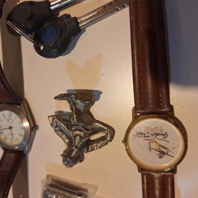 bundle of watches, untested need new batteries