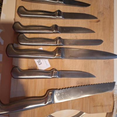 Knives, block and cutting board