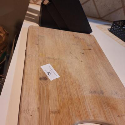 Knives, block and cutting board