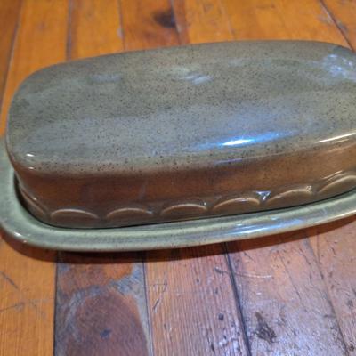 Green butter sidh with scalloped lid