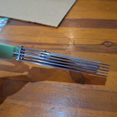 Mastrad 5 blade stainless steel Herb Scissors 