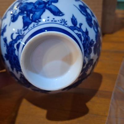 vintage japanses porcelain rise bowls