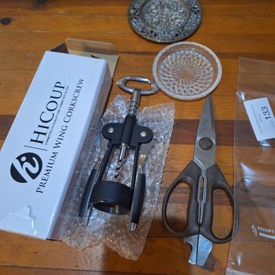 kitchen utensil bundle, shears, cork screw and other