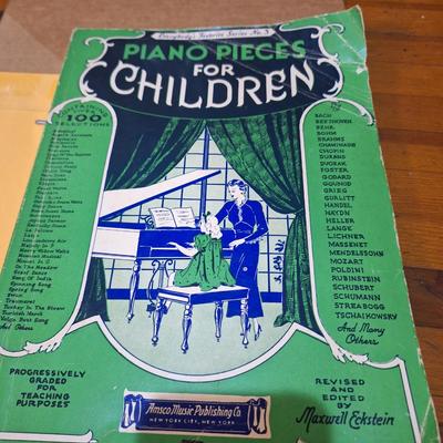 Amsco Music Publishing Co. Everybody's Favorite Series No. 3: Piano Pieces for Children sheet music book