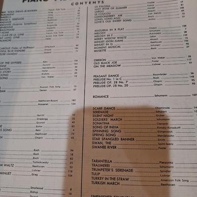 Amsco Music Publishing Co. Everybody's Favorite Series No. 3: Piano Pieces for Children sheet music book