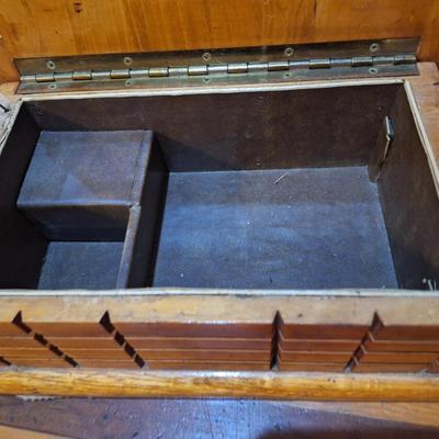 vintage jewelry box- music doesn't work. And back scratcher