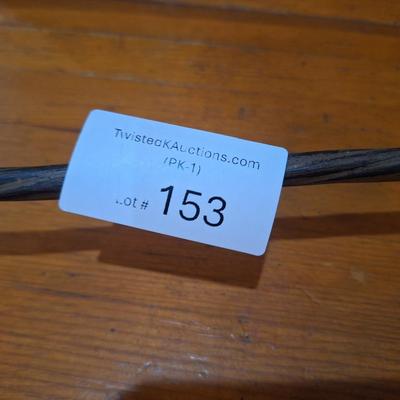 cast iron towl bar with twisted bar and Fleur de lis ends. Holes to screw them to the wall