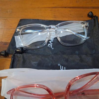  GROYE Designers Milan blue light blocking glasses in clear, pink, and leopard print frames. 