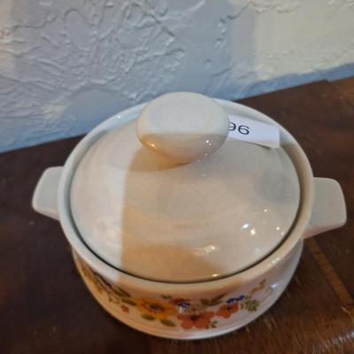 JMP Sweet flowers bake serve n store stoneware dish