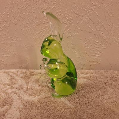 Vintage green glas bunny figurine- Murano like art glass