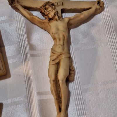 daily devotional cards and vintage resin crucifix
