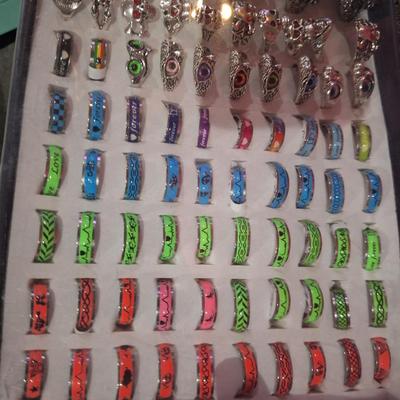 stainless steel or alloy rings and other rings in various sizes in a display tray