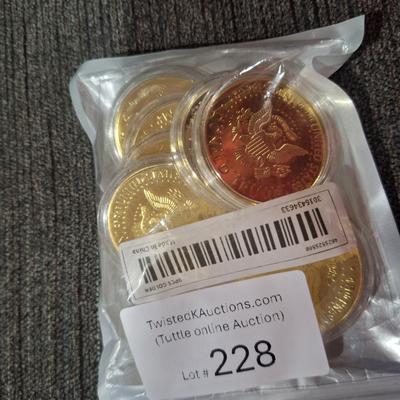 gold plated Donald Trump 2024 commemorative memorabilia coins in cases