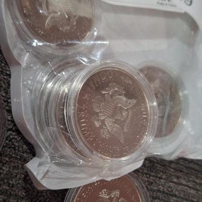 commemorative Donald Trump coins.