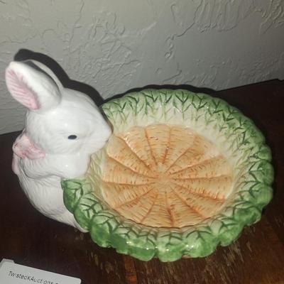Ceramic easter bunny dish, small chip on ear