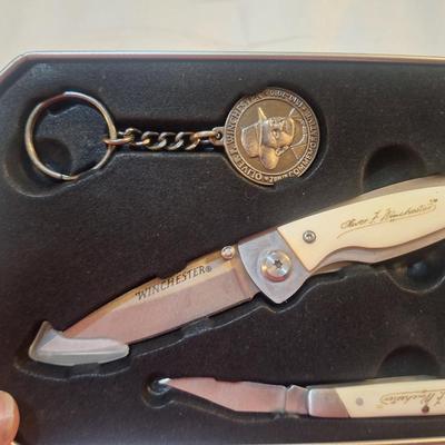 Oliver F winchester 200th commemorative signature 3 piece knife set in case