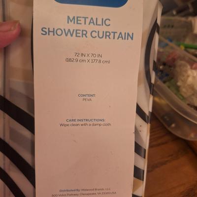 shower curtain