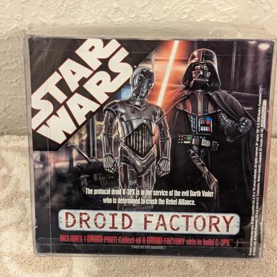 Hasbro Star Wars Droid Factory Darth Vader & K-3PX action figure set