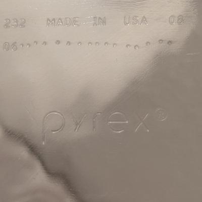 2.2 qt pyrex casserole dish
