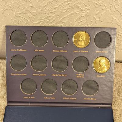 Readers Digest A Coin History of the U.S. Presidents coin case with 5 coins