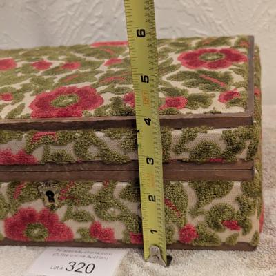 vintage jewelry box