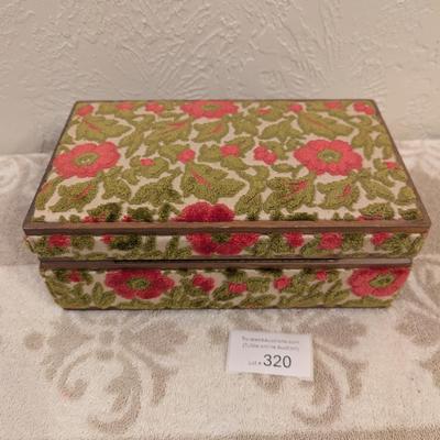 vintage jewelry box
