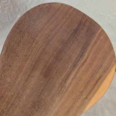 wooden giraffe-handle salad servers