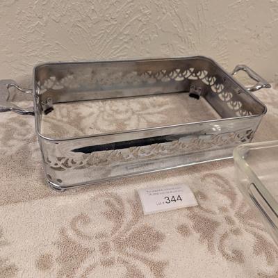 Vintage silver plated serving cradel and pyrex glass dish 231 1.5 qt dish