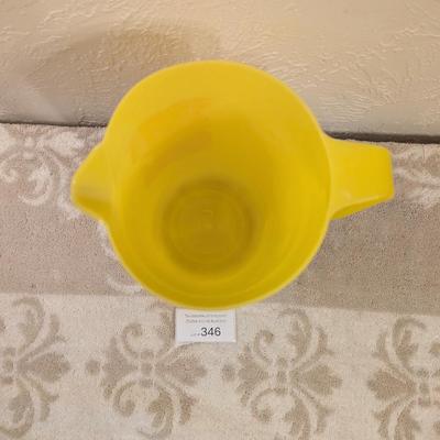 Yellow Plastic pitcher USA corona CA 2.25 qt